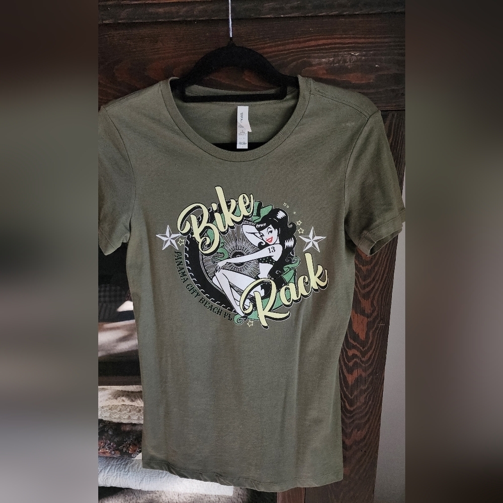 Green Graphic Tee with Bike Rack Design